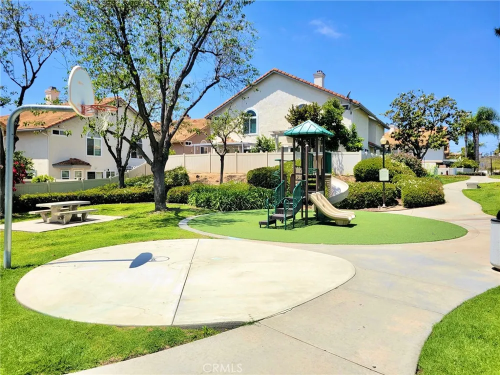 1722 Promenade Vista, CA 92083