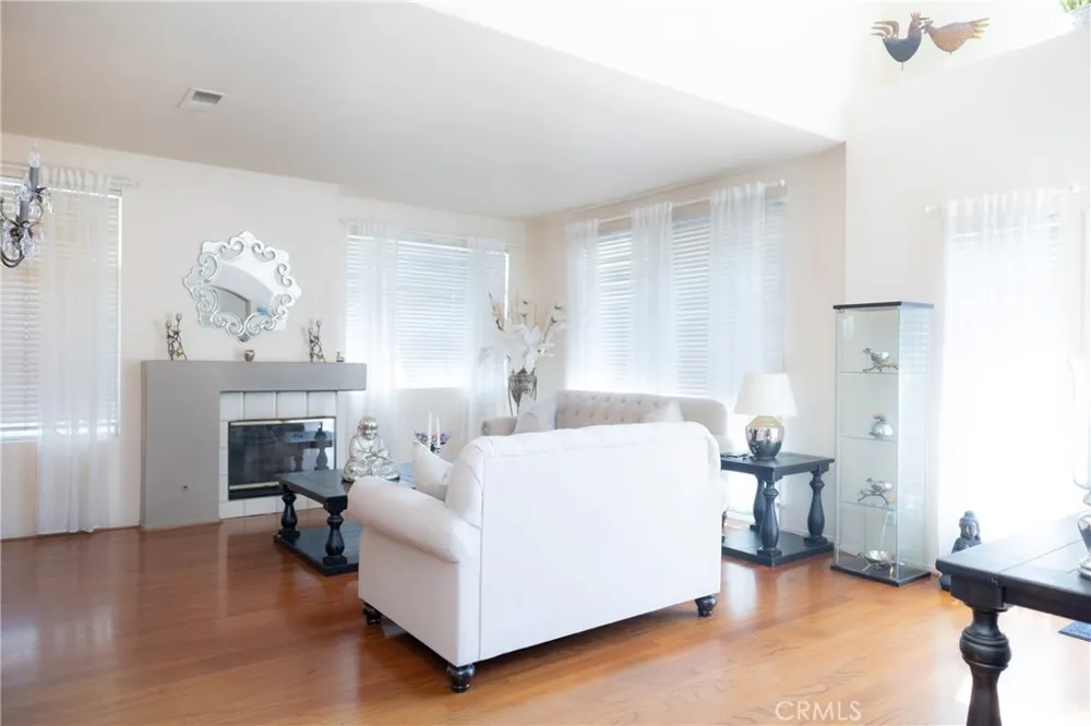 21 Bravo Aliso Viejo, CA 92656