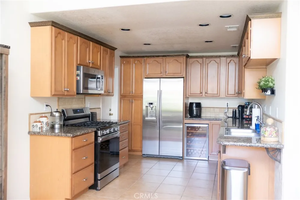21 Bravo Aliso Viejo, CA 92656
