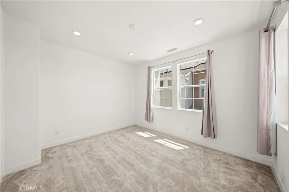 155 W LA PALMA AVENUE #2 Anaheim, CA 92801