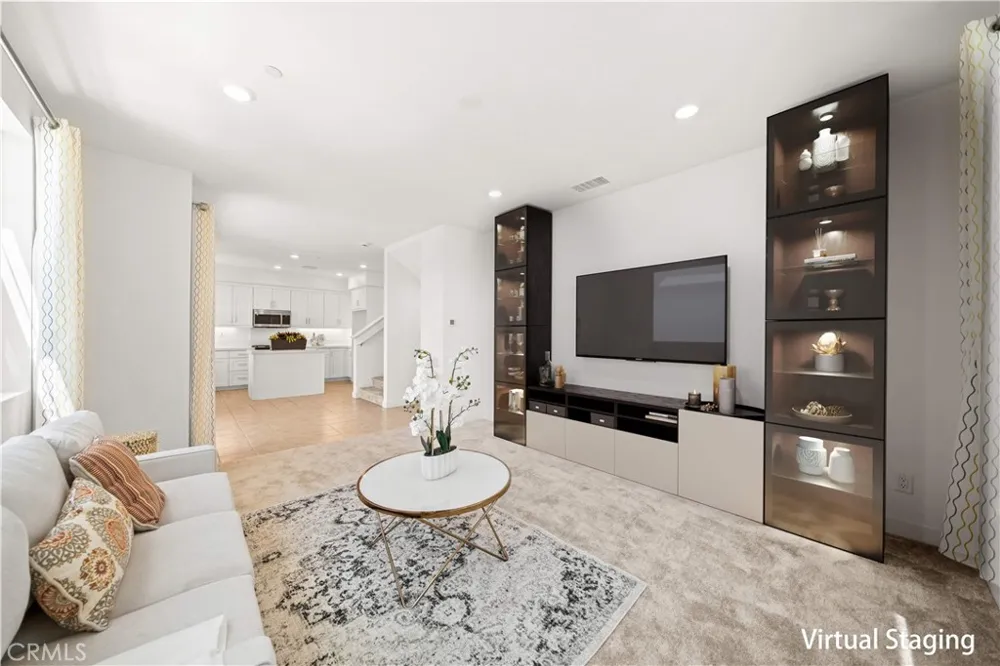 155 W LA PALMA AVENUE #2 Anaheim, CA 92801