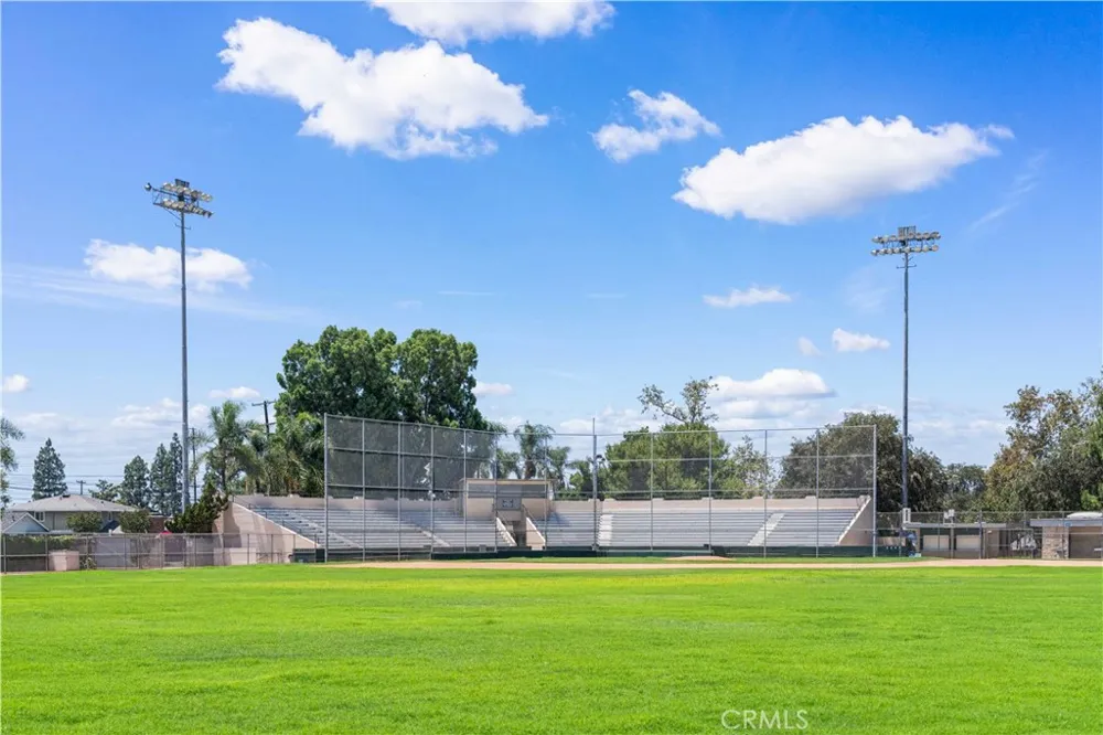 155 W LA PALMA AVENUE #2 Anaheim, CA 92801