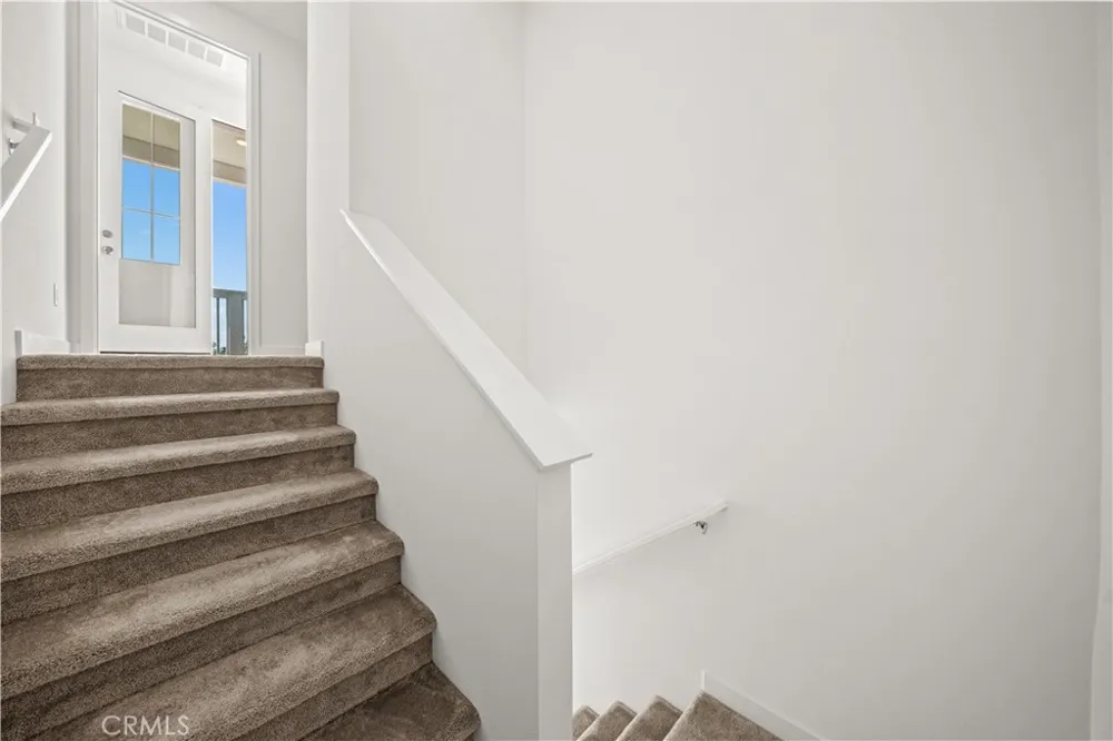 155 W LA PALMA AVENUE #2 Anaheim, CA 92801