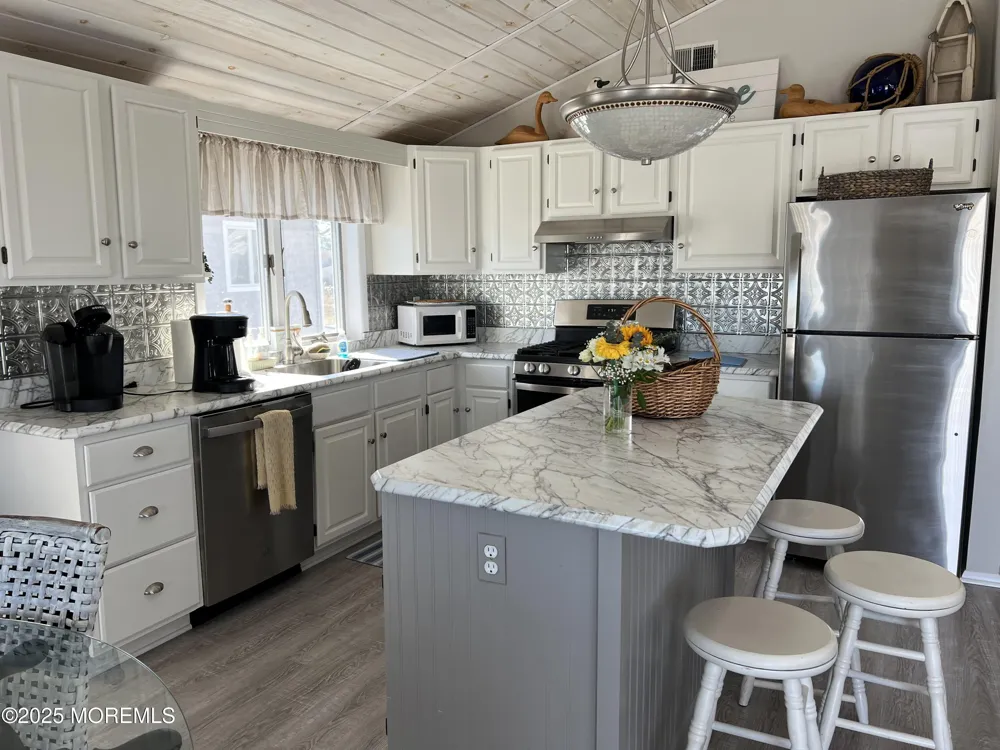 27 S Dayton Drive Little Egg Harbor, NJ 08087