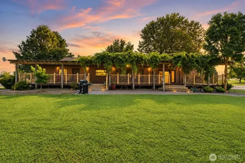 3011 Birch Road