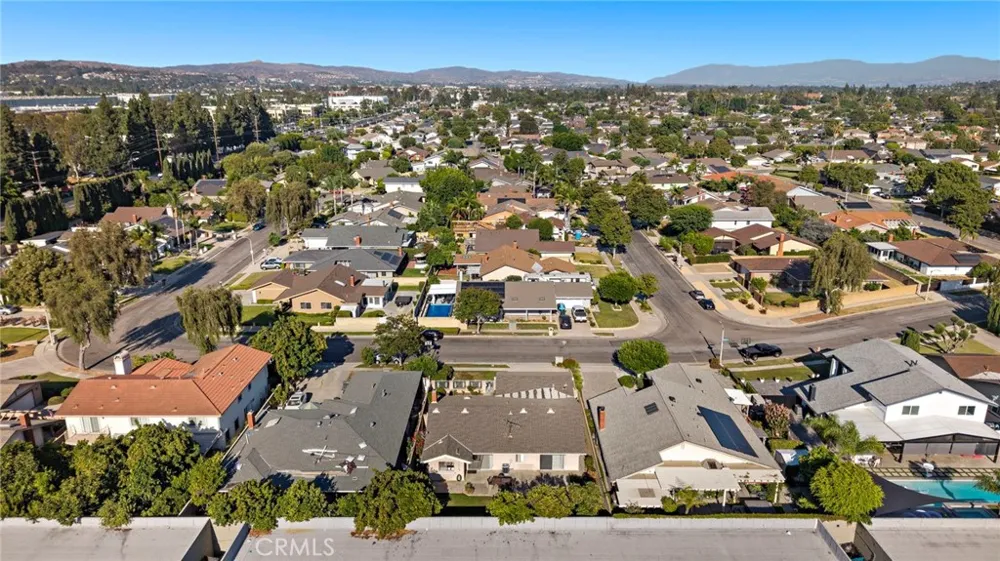 3907 Madonna Drive Fullerton, CA 92835