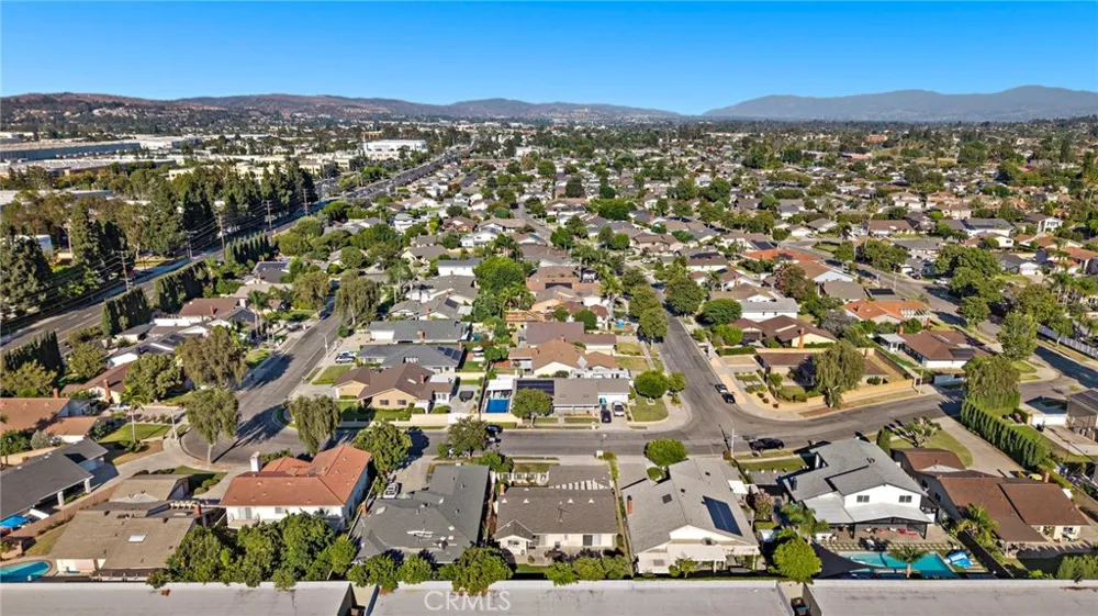 3907 Madonna Drive Fullerton, CA 92835