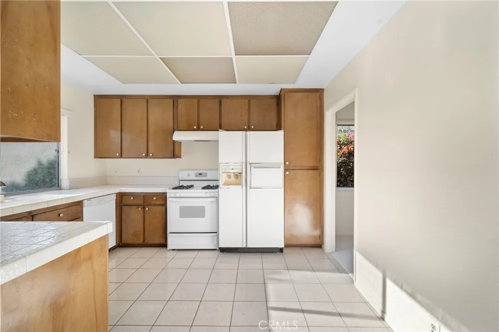 3907 Madonna Drive Fullerton, CA 92835