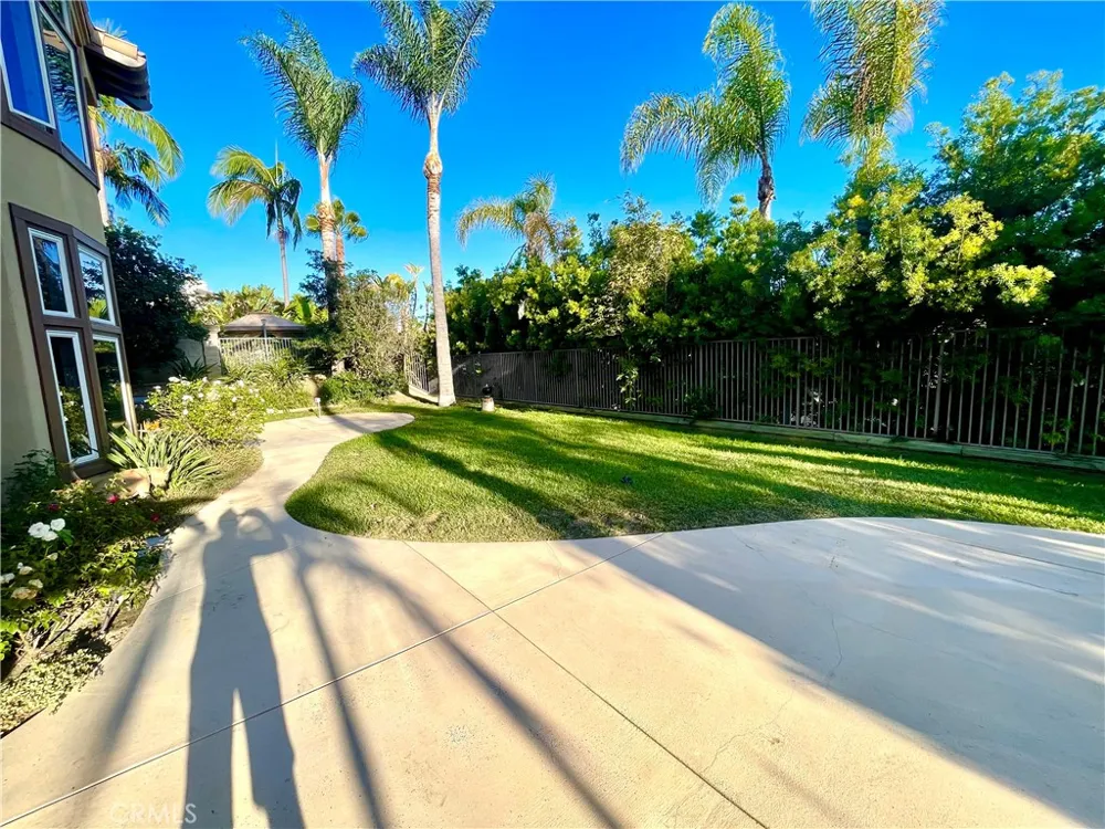 6 Emerald Glen Laguna Niguel, CA 92677