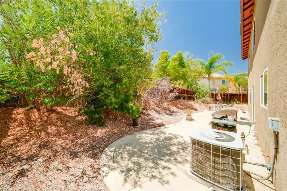 38199 Talavera Court Murrieta, CA 92563