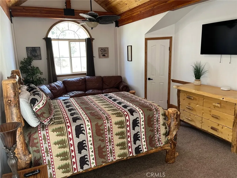 42385 Fox Farm Big Bear Lake, CA 92315
