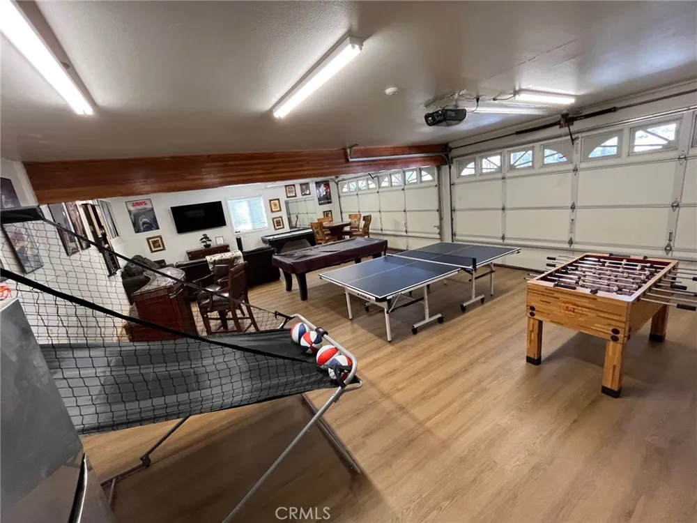 42385 Fox Farm Big Bear Lake, CA 92315