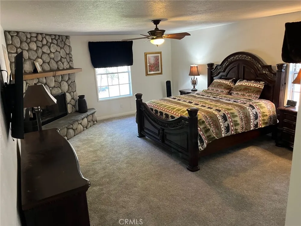 42385 Fox Farm Big Bear Lake, CA 92315