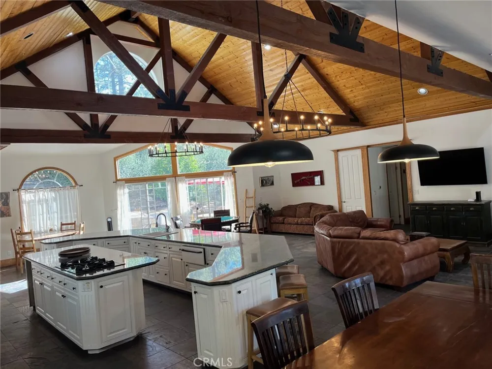 42385 Fox Farm Big Bear Lake, CA 92315
