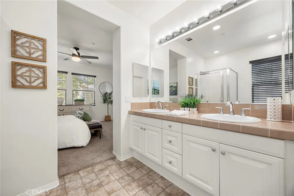 21 Arlington Street Ladera Ranch, CA 92694