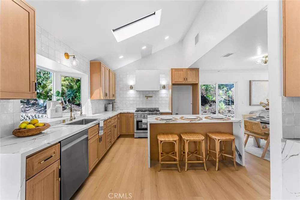 25191 Via Piedra Blanca Laguna Niguel, CA 92677