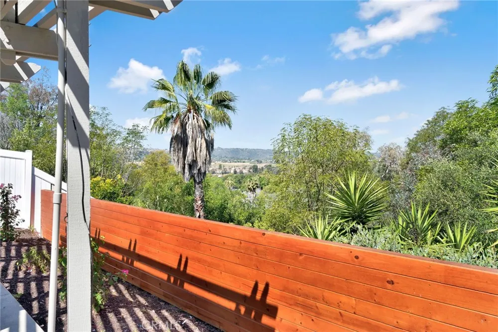 25191 Via Piedra Blanca Laguna Niguel, CA 92677