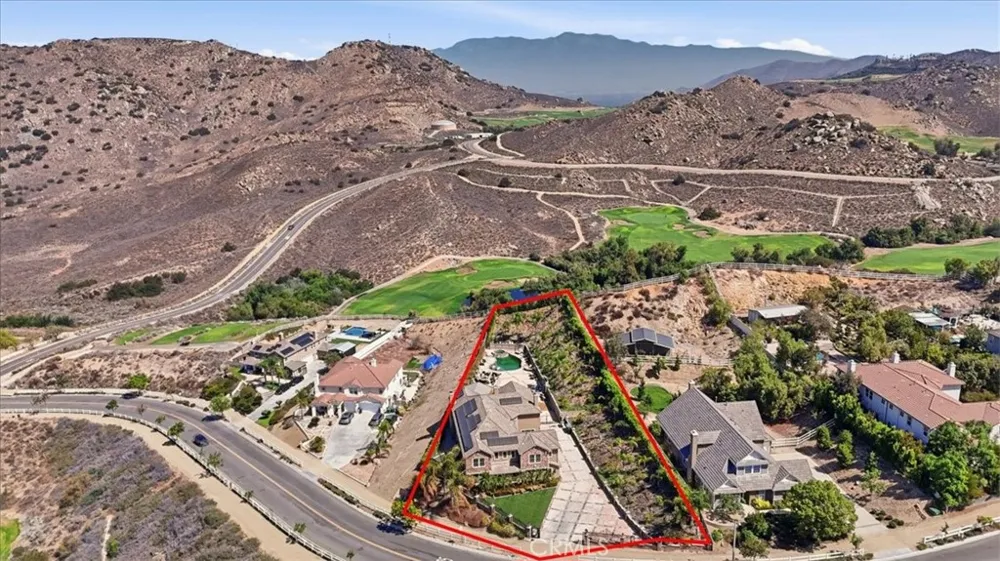 249 Friesian Norco, CA 92860