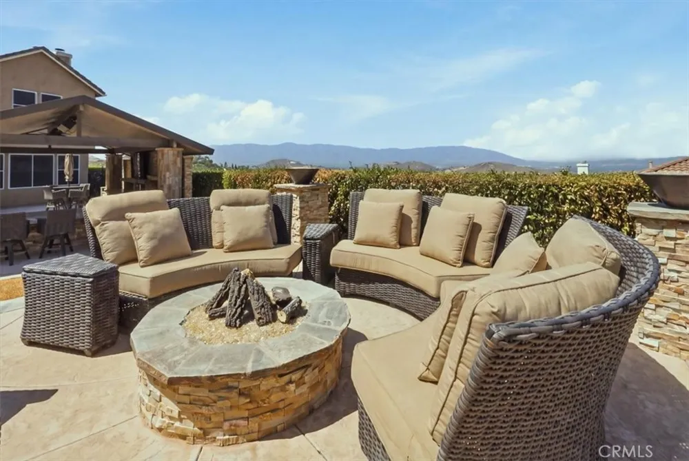 249 Friesian Norco, CA 92860