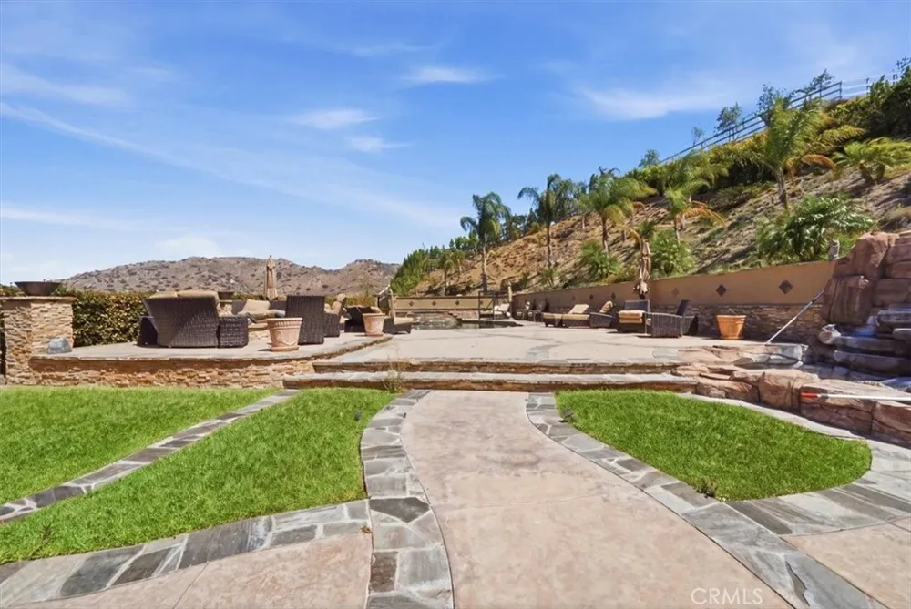 249 Friesian Norco, CA 92860