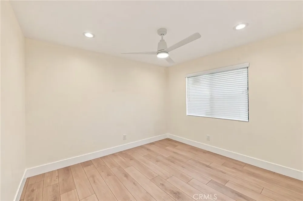 16572 Carousel Huntington Beach, CA 92649