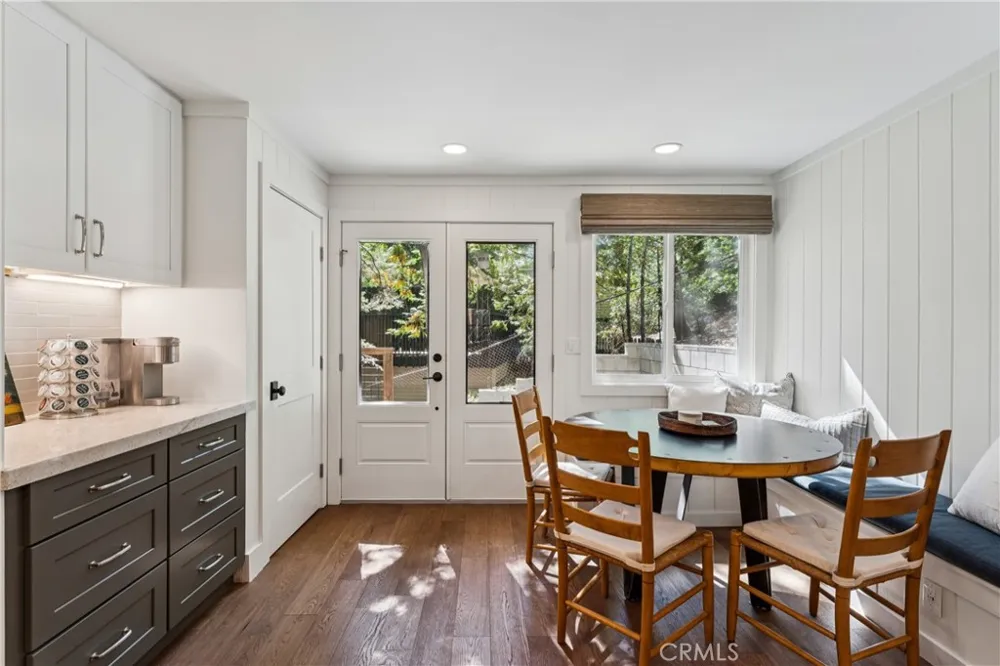 278 Terrace Lake Arrowhead, CA 92352