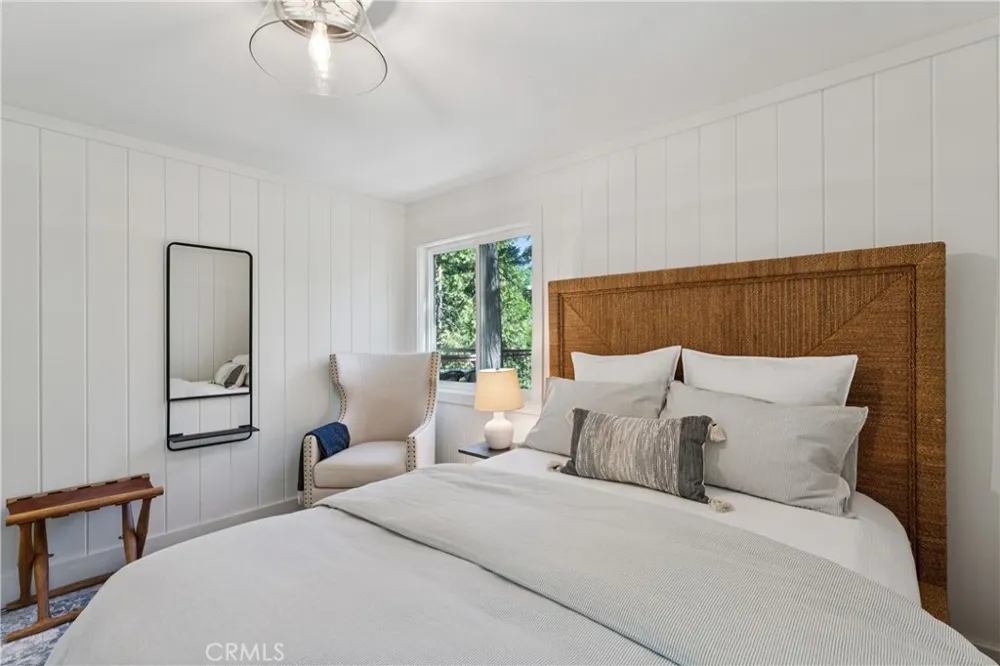 278 Terrace Lake Arrowhead, CA 92352