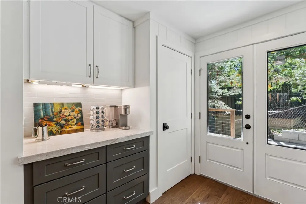 278 Terrace Lake Arrowhead, CA 92352
