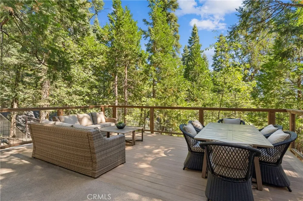 278 Terrace Lake Arrowhead, CA 92352