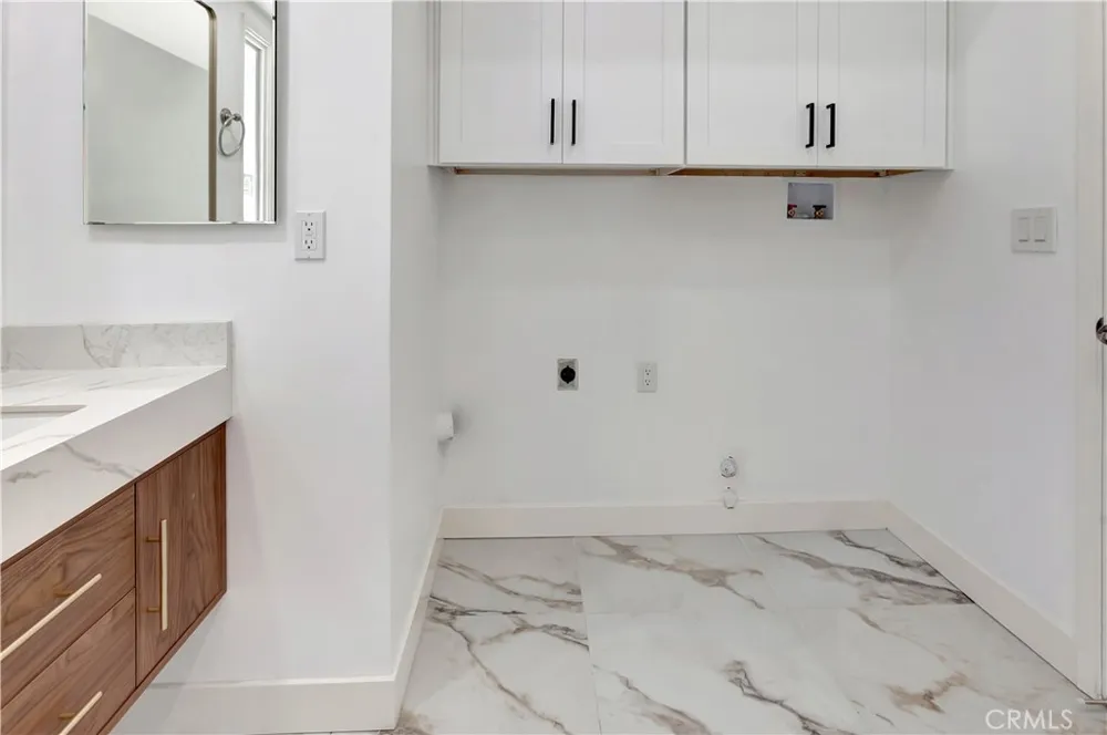 3242 Yellowtail Drive Los Alamitos, CA 90720