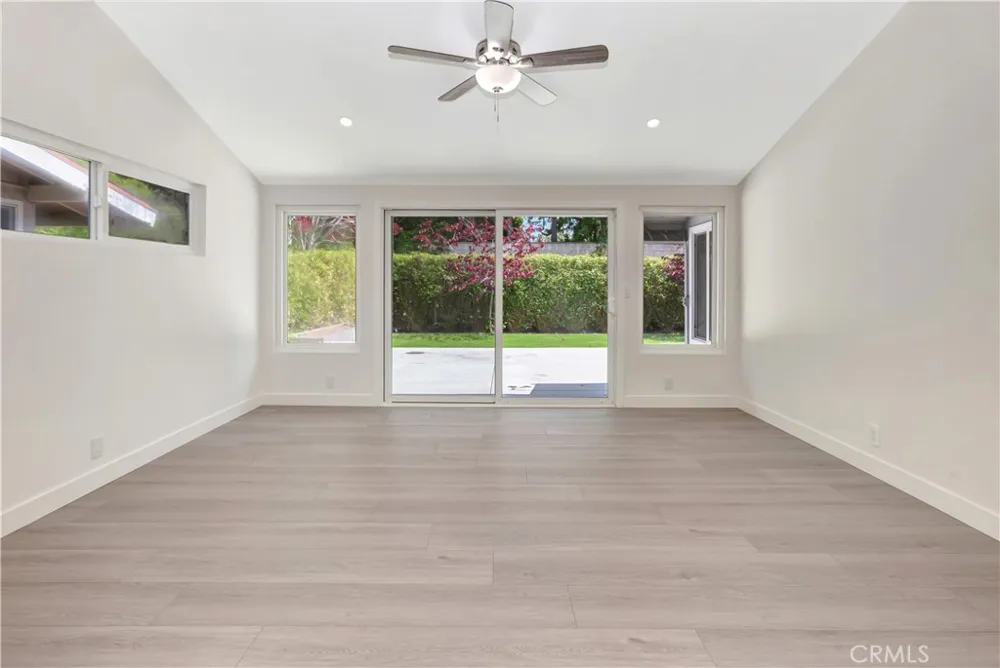 3242 Yellowtail Drive Los Alamitos, CA 90720