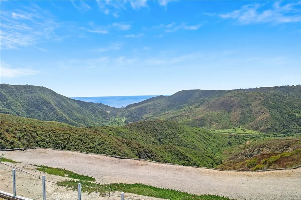 21 Coronado Pointe Laguna Niguel, CA 92677