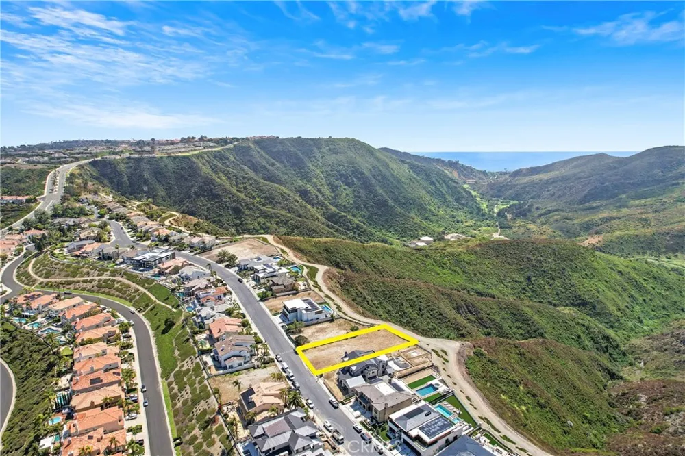 21 Coronado Pointe Laguna Niguel, CA 92677