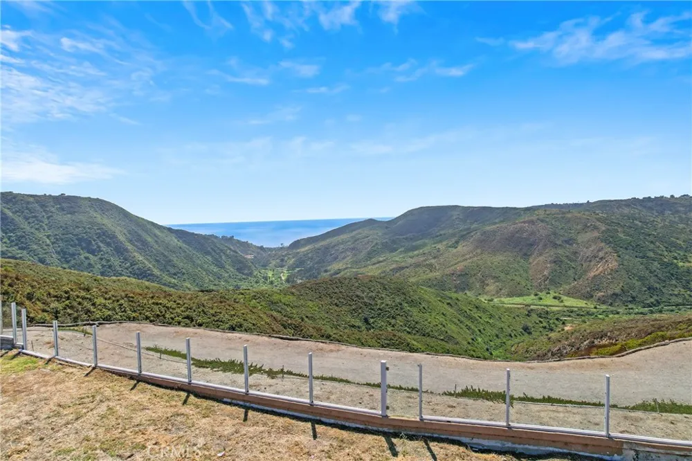 21 Coronado Pointe Laguna Niguel, CA 92677