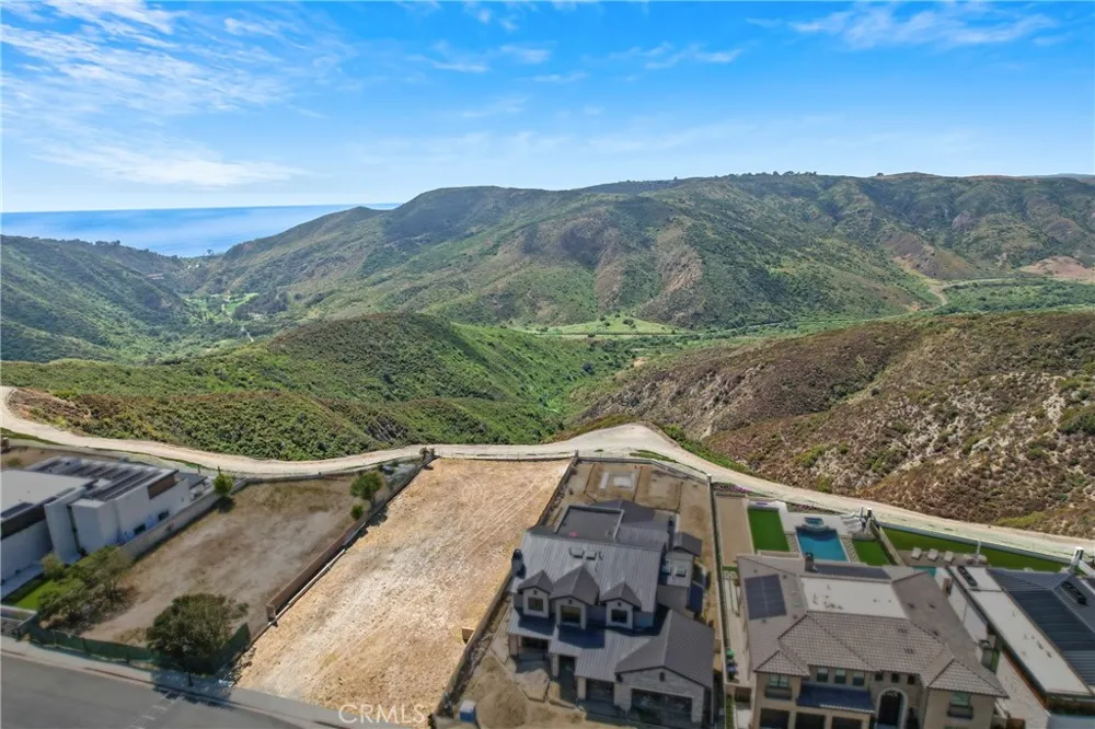 21 Coronado Pointe Laguna Niguel, CA 92677