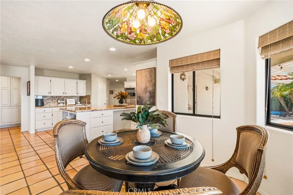 2323 Wilt Fallbrook, CA 92028
