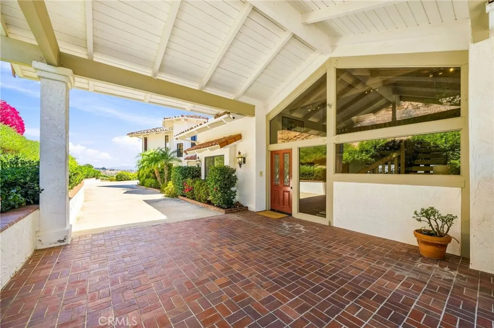 2323 Wilt Fallbrook, CA 92028