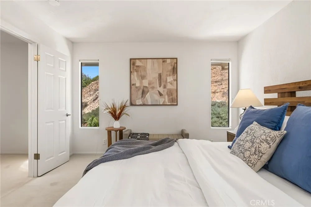 2323 Wilt Fallbrook, CA 92028