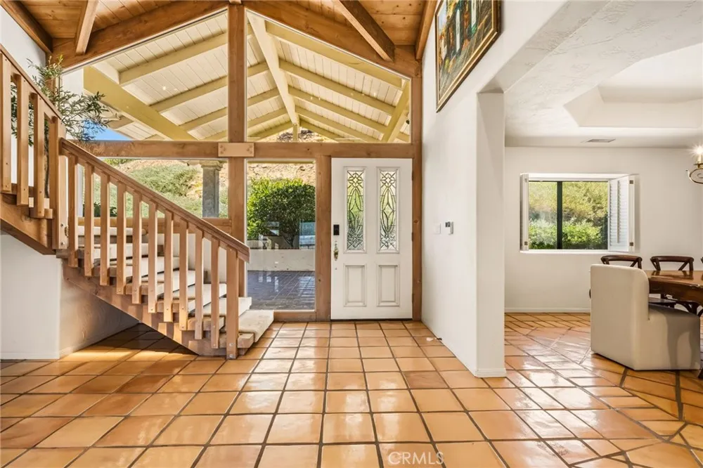 2323 Wilt Fallbrook, CA 92028