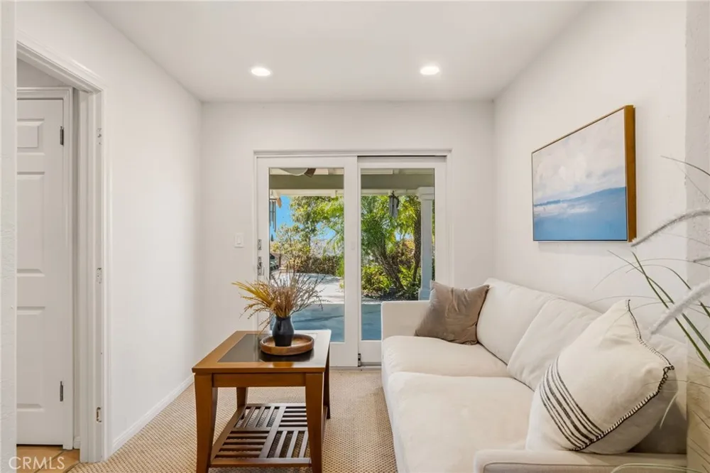2323 Wilt Fallbrook, CA 92028