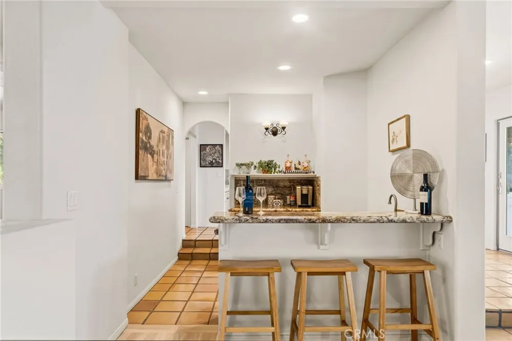 2323 Wilt Fallbrook, CA 92028