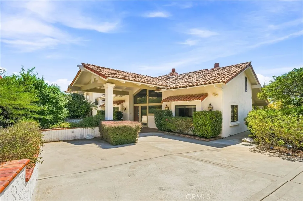2323 Wilt Fallbrook, CA 92028