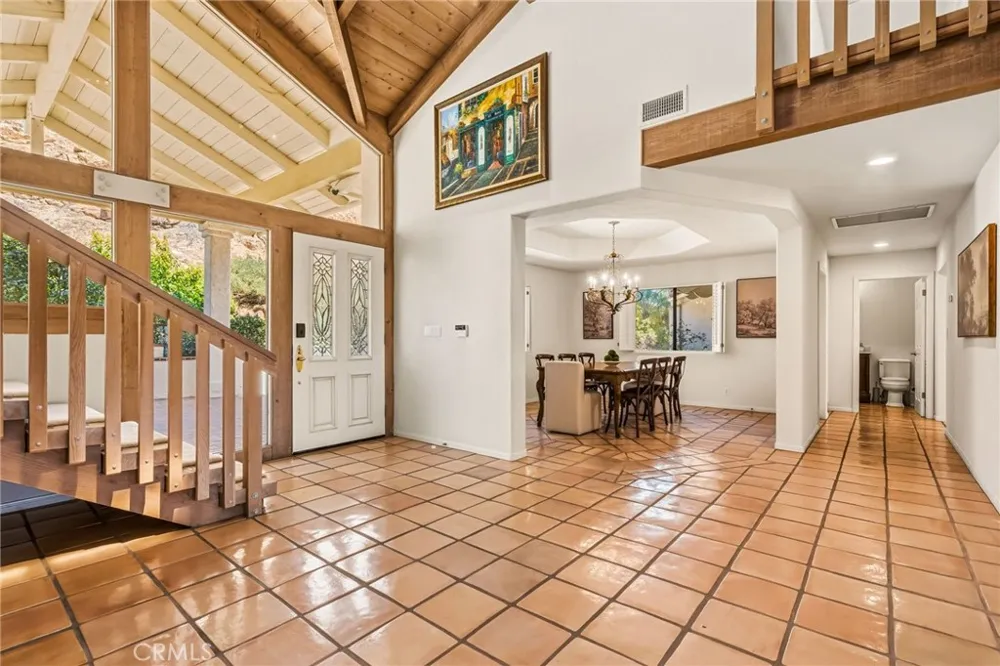 2323 Wilt Fallbrook, CA 92028