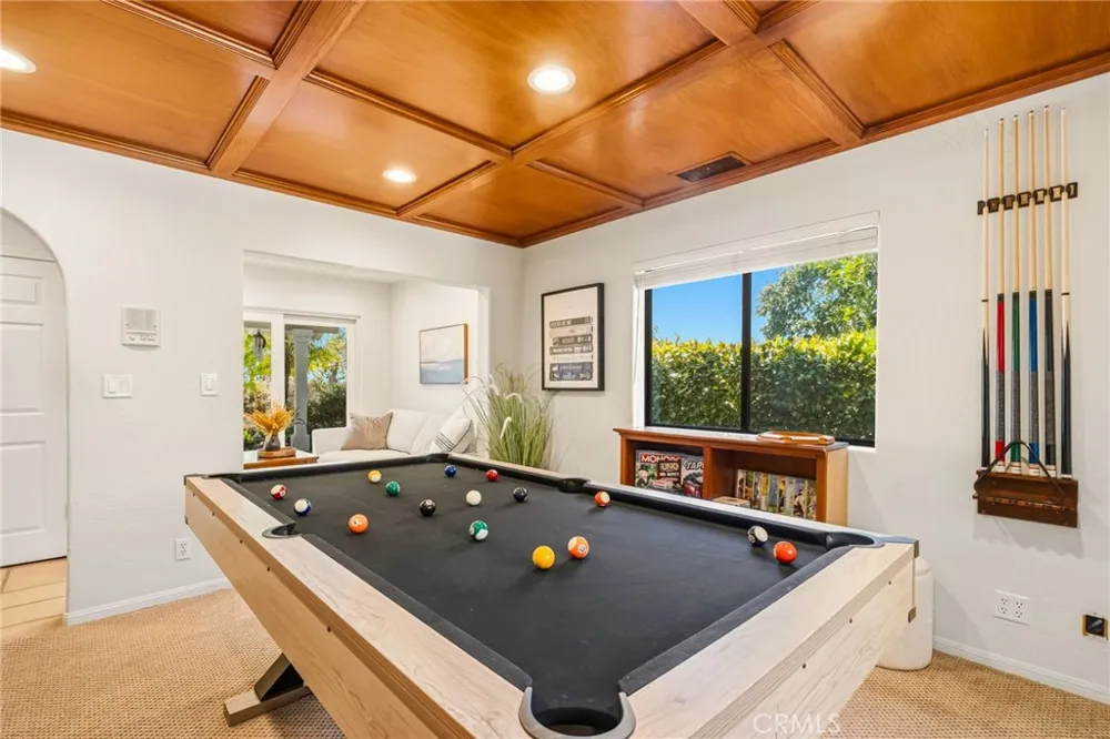2323 Wilt Fallbrook, CA 92028