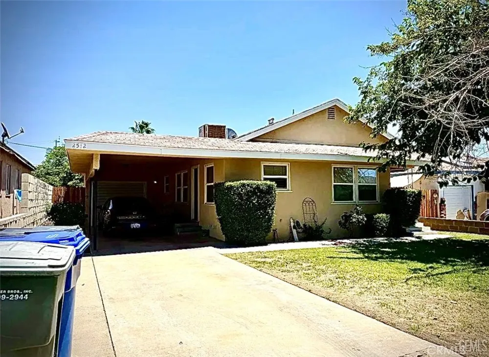 2512 Barnett Bakersfield, CA 93308