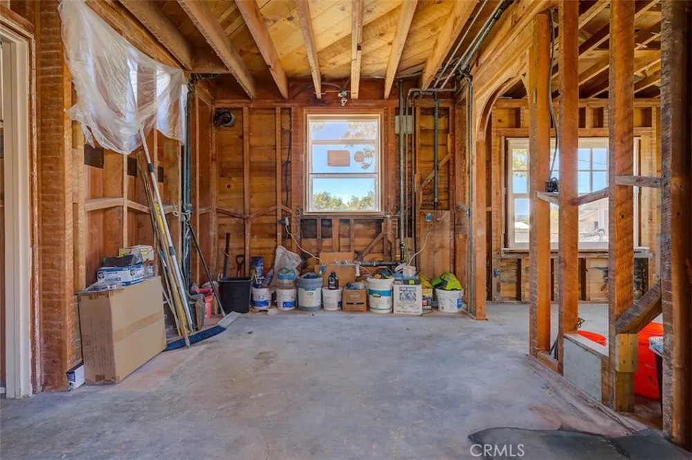 1096 Middlehoff Oroville, CA 95965