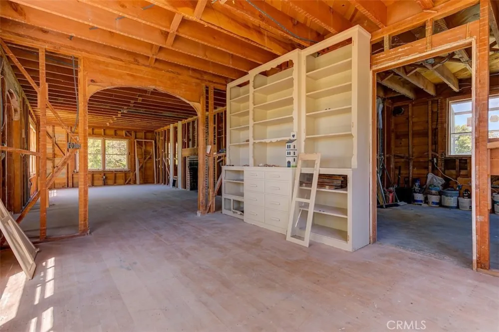 1096 Middlehoff Oroville, CA 95965