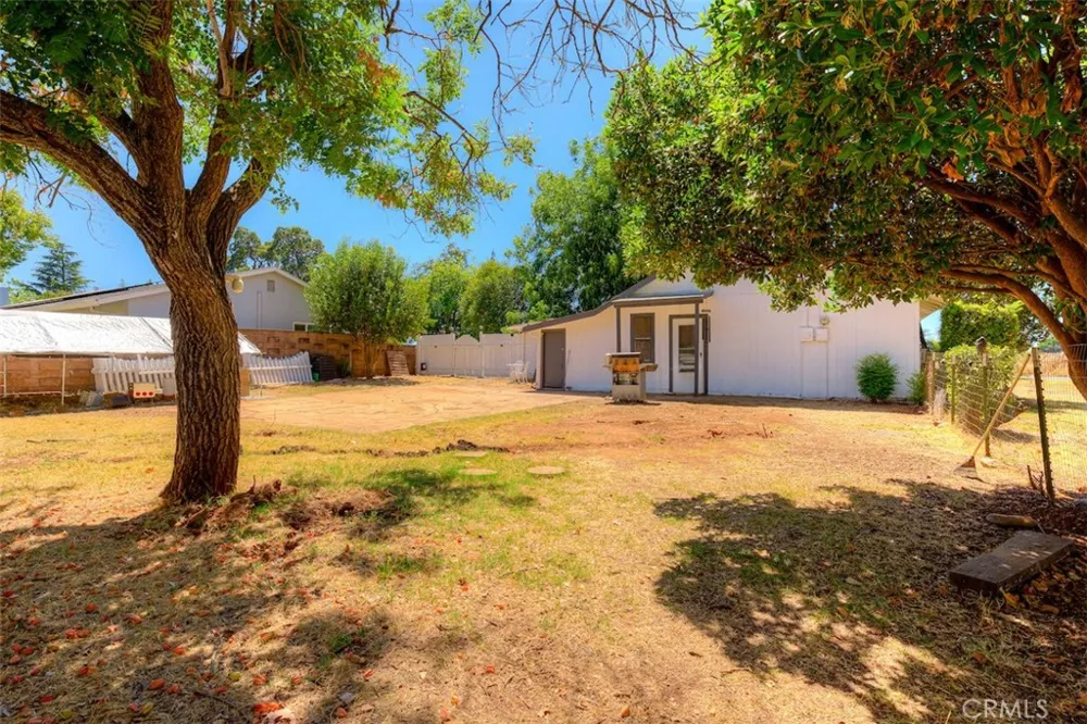 1096 Middlehoff Oroville, CA 95965