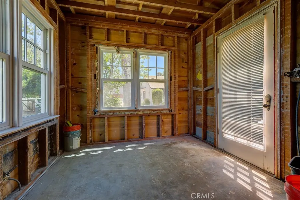 1096 Middlehoff Oroville, CA 95965