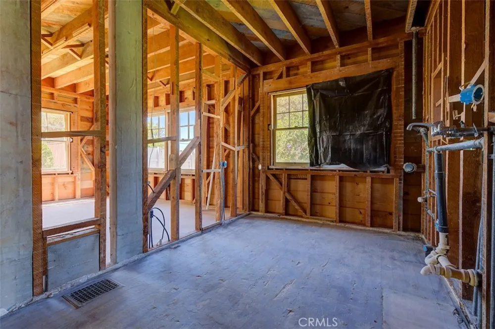 1096 Middlehoff Oroville, CA 95965